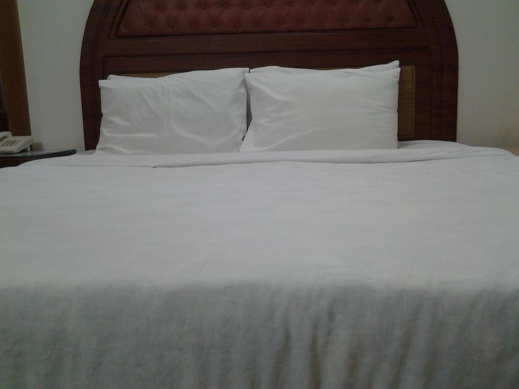 Hotel Afford Inn Dhaka Room photo